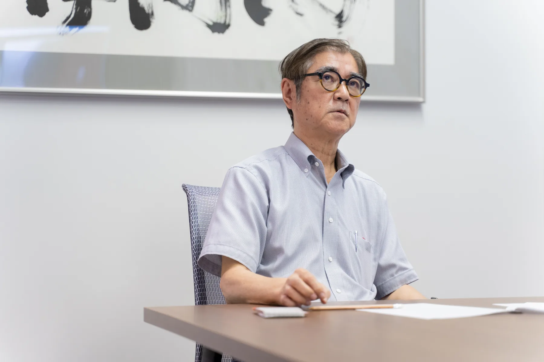 創業当時を振り返りながら話す小城雅弘